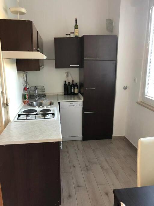 Appartamento Lovely 3-bedroom In Center Of