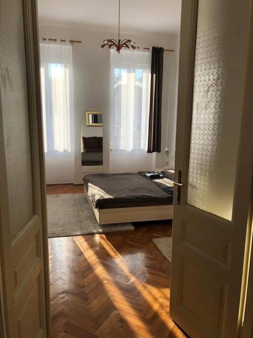 Lovely 3-bedroom In Center Of * Pula