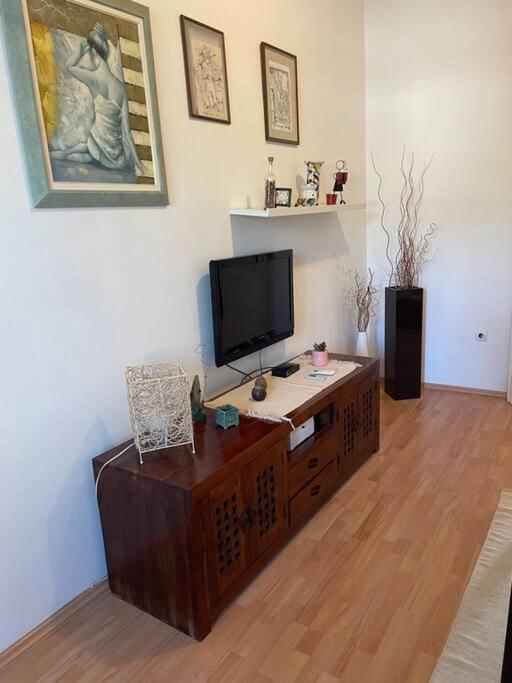 Lovely 3-bedroom In Center Of Pula